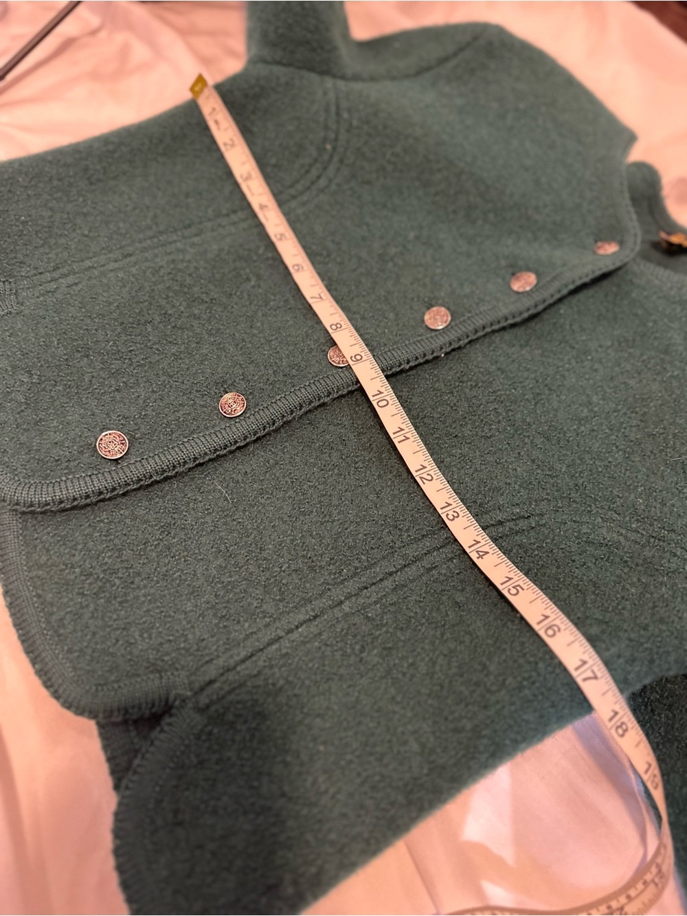 VTG Emerald Green Boiled Wool Fitted Structured Cardigan Jacket Pewter Buttons. - Picture 3 of 12